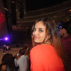 Meet your Posher, Miriam