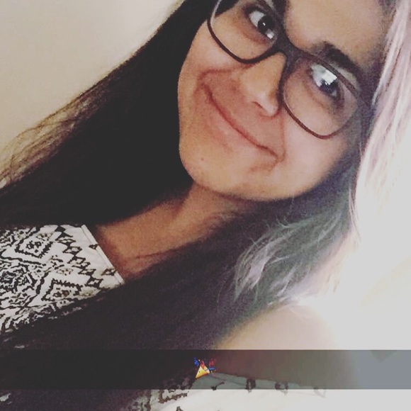 Meet your Posher, Karina