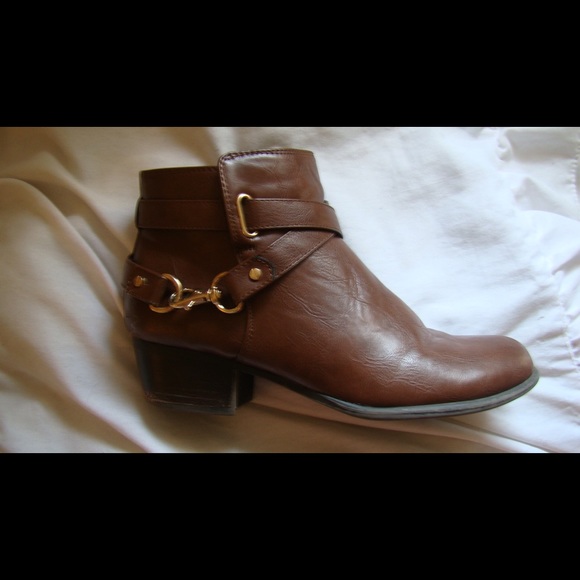 Brown ankle boots