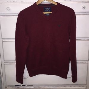 AE v-neck sweater