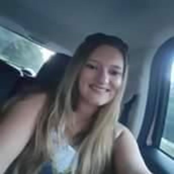 Meet your Posher, Tiffany - Picture 1 of 1