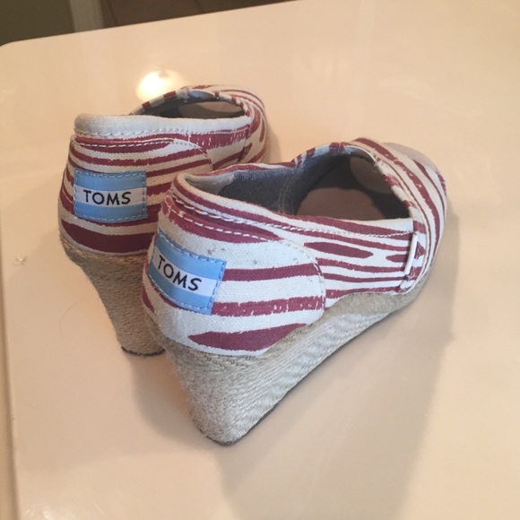 Toms wedge sandals