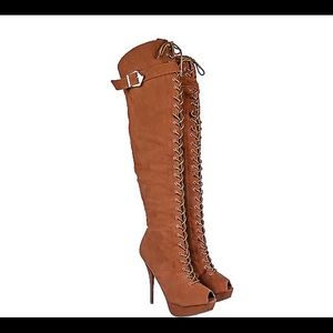 Gorgeous thigh high open toe boot😍