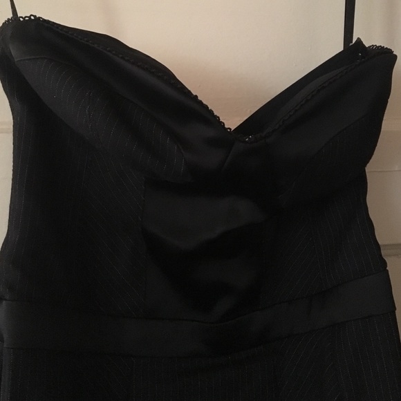 Strapless pinstripe dress - Picture 2 of 3