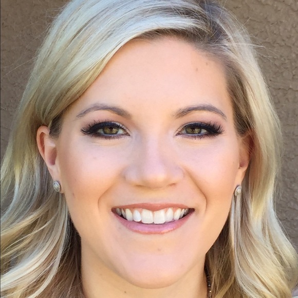 Meet your Posher, Allison