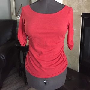 Coral tee