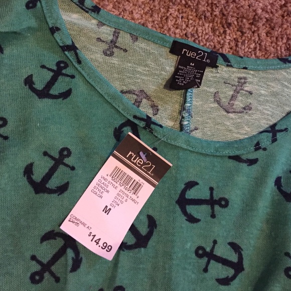 Long sleeve top - Picture 2 of 2