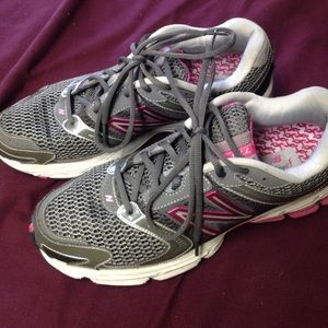 Susan Komen New Balance shoes