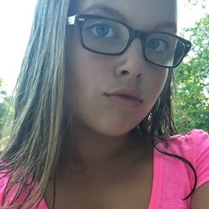 Meet your Posher, Isabella