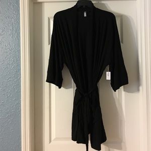 NWT GAPBODY Robe M/L soft black material
