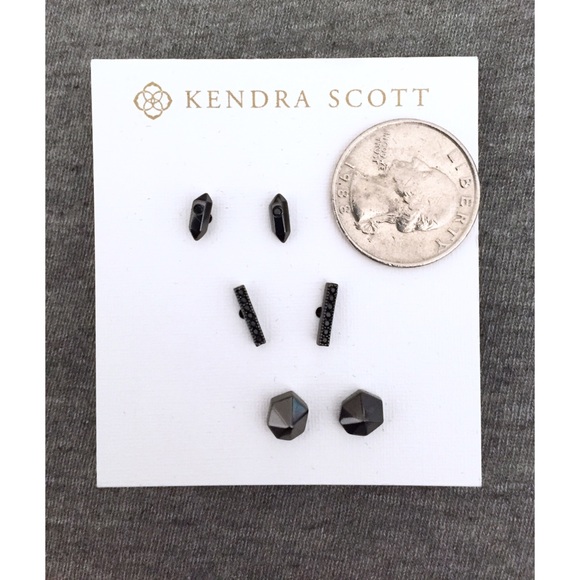 NWT Kendra Scott Austin Stud Set in Gunmetal - Picture 3 of 3