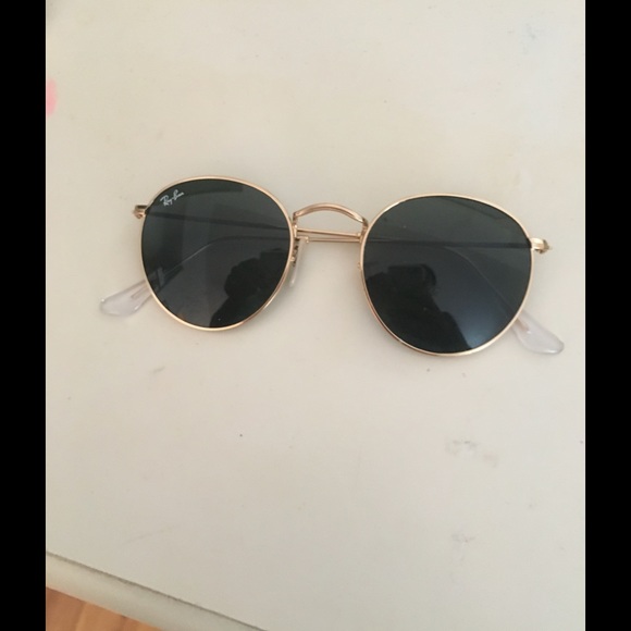 Round Ray Ban sunglasses