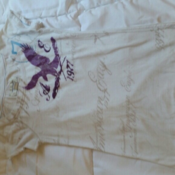 AEO T SHIRT