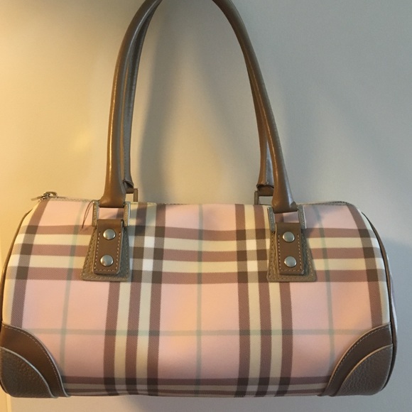 Burberry purse