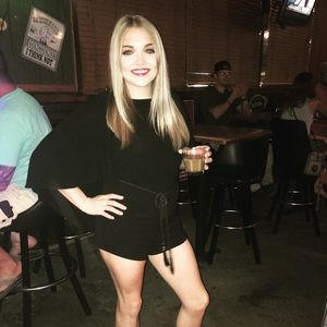 Meet your Posher, Hailey