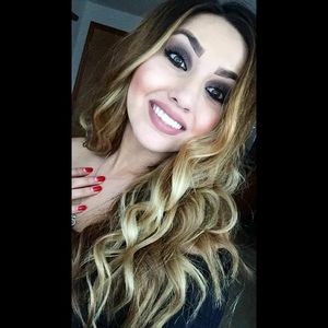 Meet your Posher, Karina