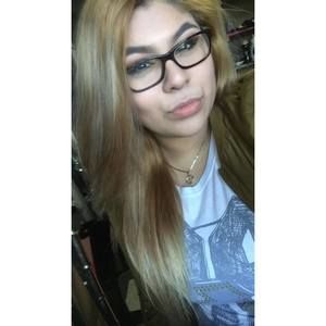 Meet your Posher, Sandra luz