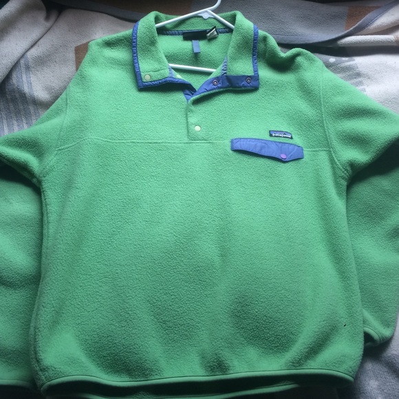 Patagonia woman's  large sweater - Picture 1 of 3