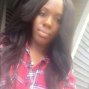 Meet your Posher, Jenlana
