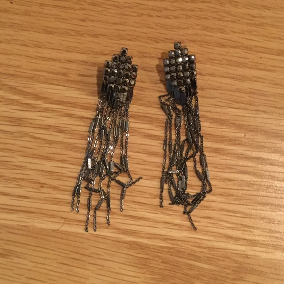 earrings - Picture 2 of 4