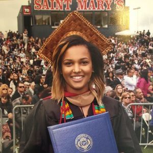 Meet your Posher, Samira