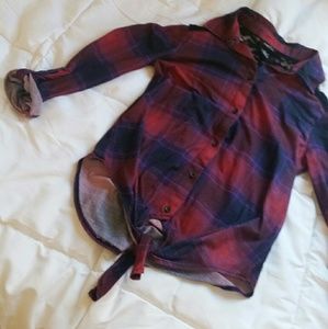 LACE PLAID BUTTON UP