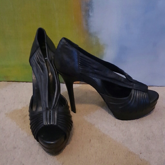 Jessica Simpson heels