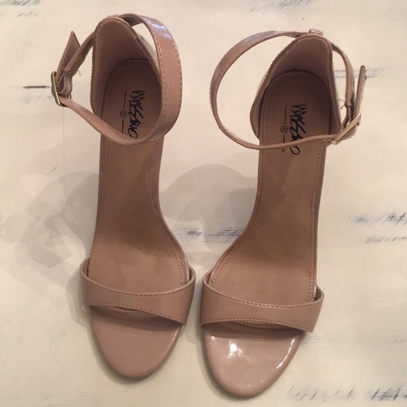 Mossimo Nude Pump Single Strap Sandal 6.5