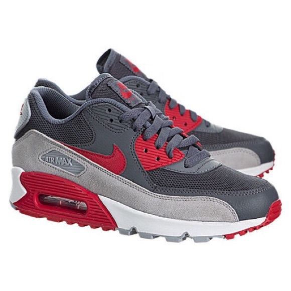 Nike Shoes - ✨1HR SALE✨Women's Nike Air Max 90 Essential
