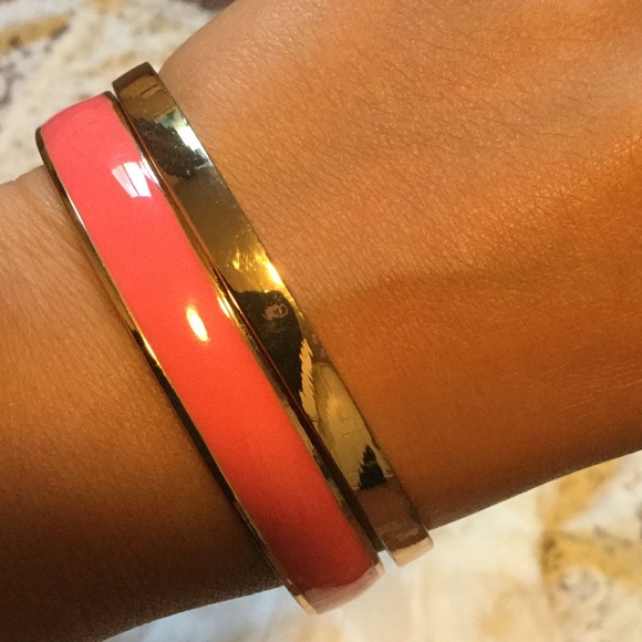 Bracelets - Picture 2 of 4