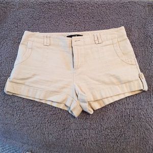 Khaki cloth material shorts