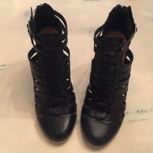 DV Dolce Vita Black Gladiator Heel Pump