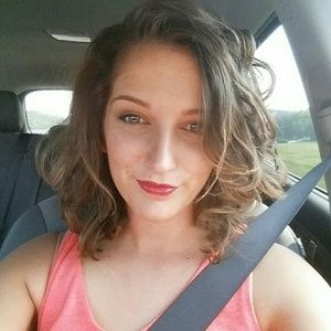 Meet your Posher, Tamara