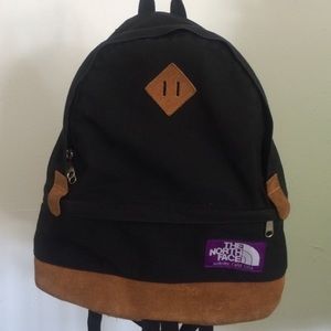 Get it!Now!!North Face backpack!!