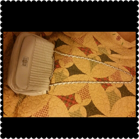 Gorgeous Kate Landry Bag SOLD - Picture 3 of 4