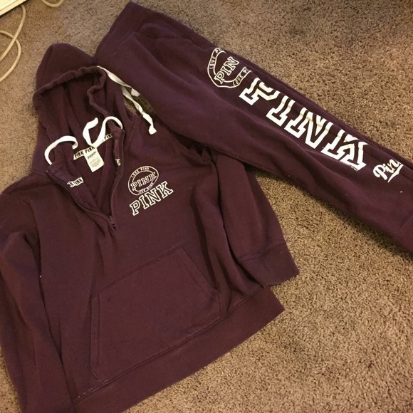 Victoria Secret Outfit - Picture 1 of 1