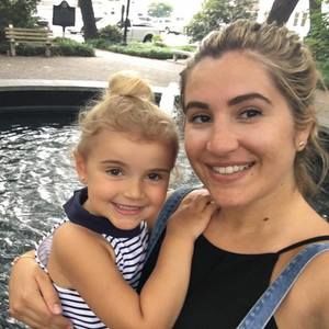 Meet your Posher, Monique