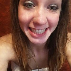 Meet your Posher, Cortney