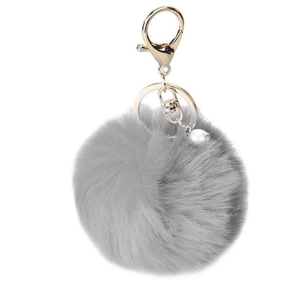 ✨Gray Pompom Keychain With Pearl - Picture 4 of 4