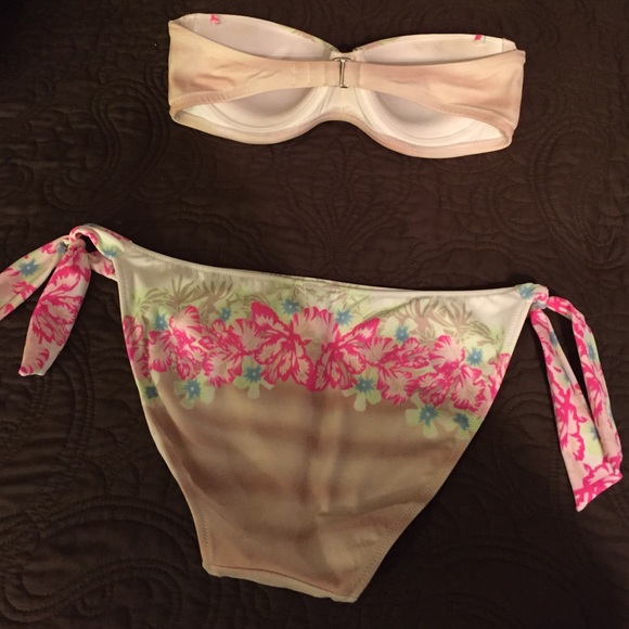 Multi colored bikini - Picture 4 of 4