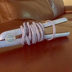 Royale hair straightener