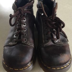 Vintage brown Dr. Martens
