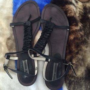 Sandals- Steve Madden