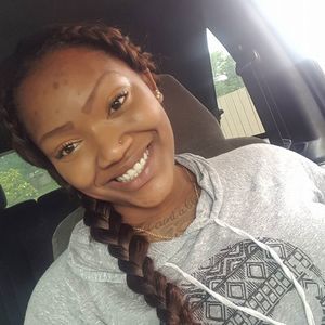 Meet your Posher, Brittney