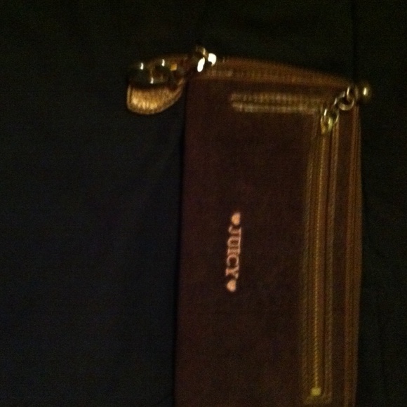 A juicy couture wallet - Picture 3 of 4