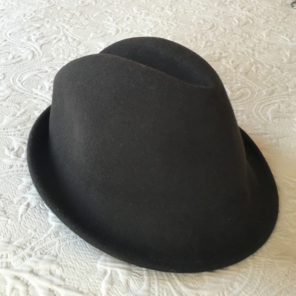 BCBG Fedora