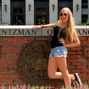 Meet your Posher, Halie