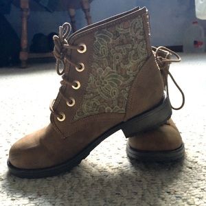 Brown boots with lace detailing