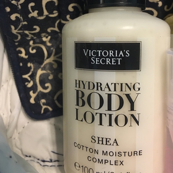 Victoria secret set - Picture 2 of 4