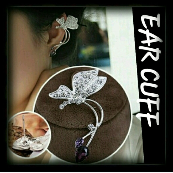 Jewelry - BEAUTIFUL BUTTERFLY CRYSTAL EAR CUFF
